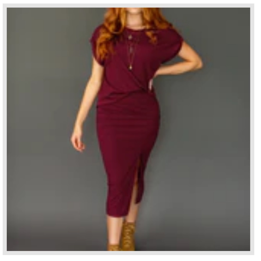 Joyfolie Whitley Set in Berry Skirt and top